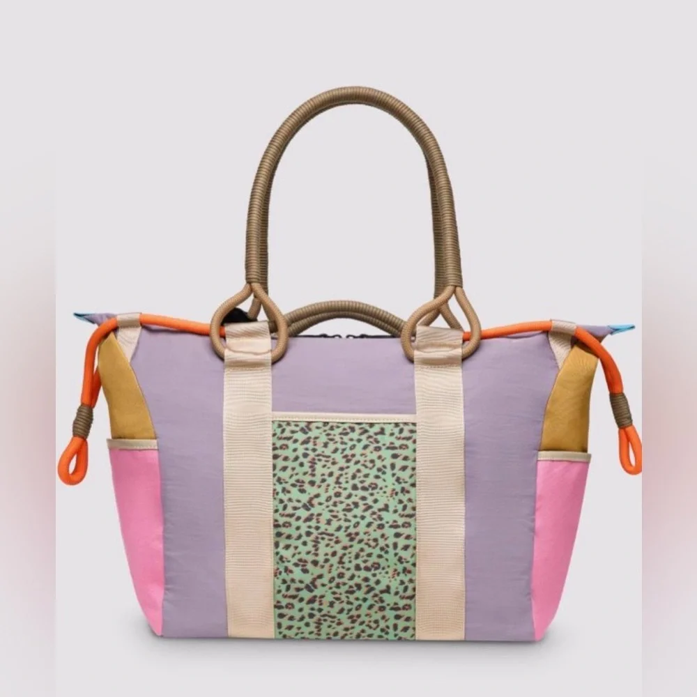 NWT Flower Mountain WEEKEND BAG Handbag - Lilac-Pink - Picture 4 of 6